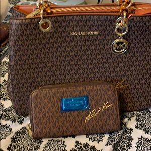 Michael kors handbag and wallet